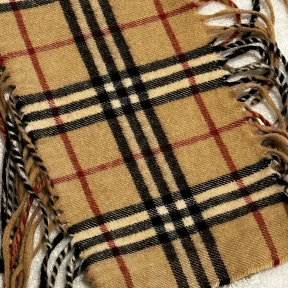 Authenticated Burberry London Cashmere Tan Red Black Plaid Fringe Scarf Unisex - Picture 3 of 13